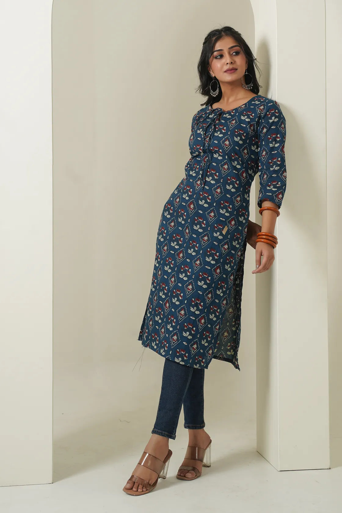 BLUE FLORAL STRAIGHT KURTA