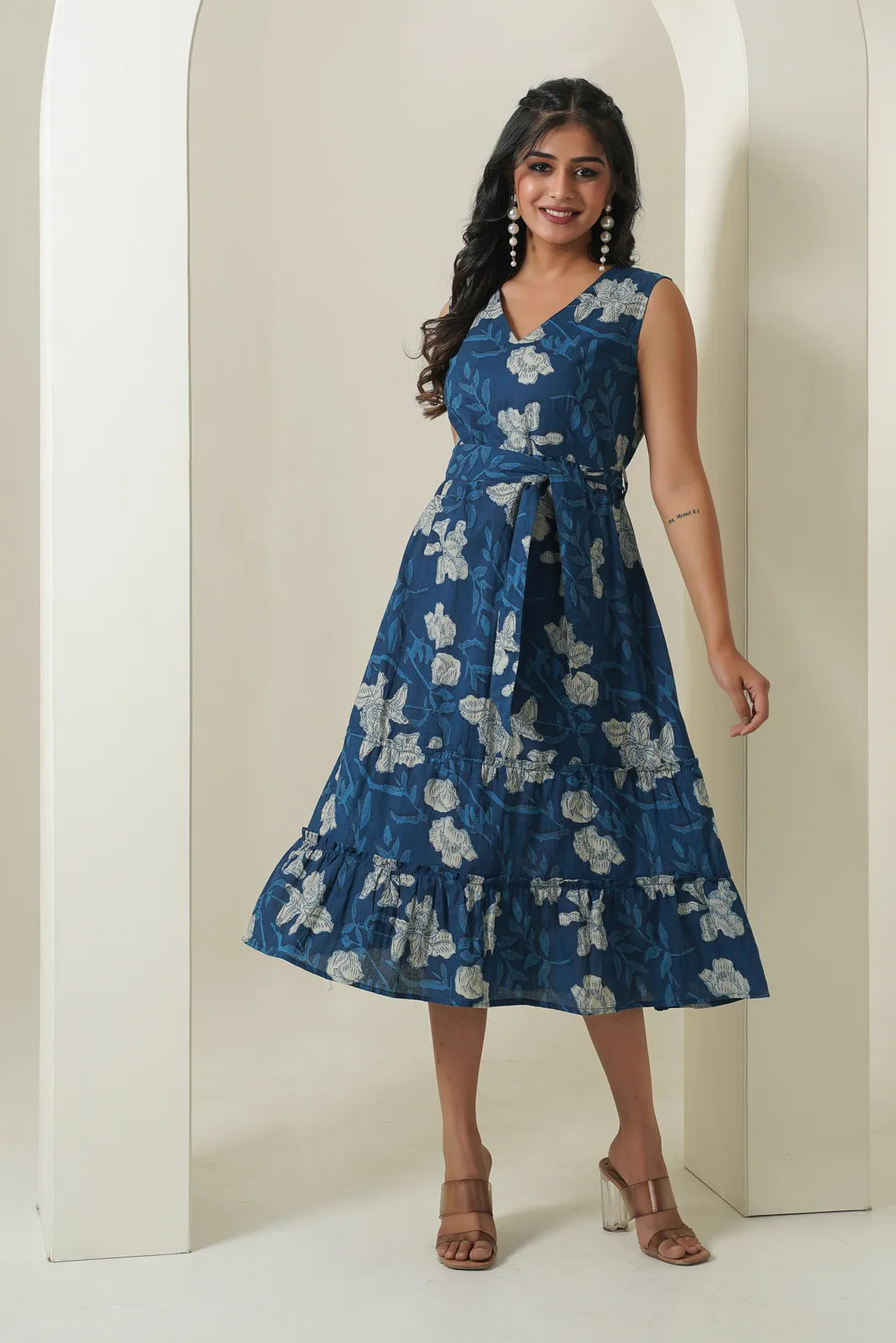 INDIGO FLOWER KNOT DRESS