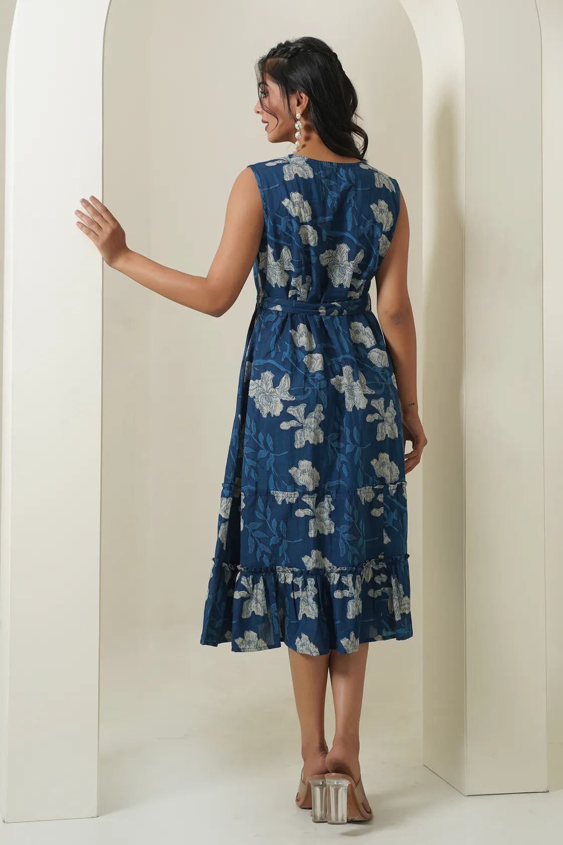 INDIGO FLOWER KNOT DRESS