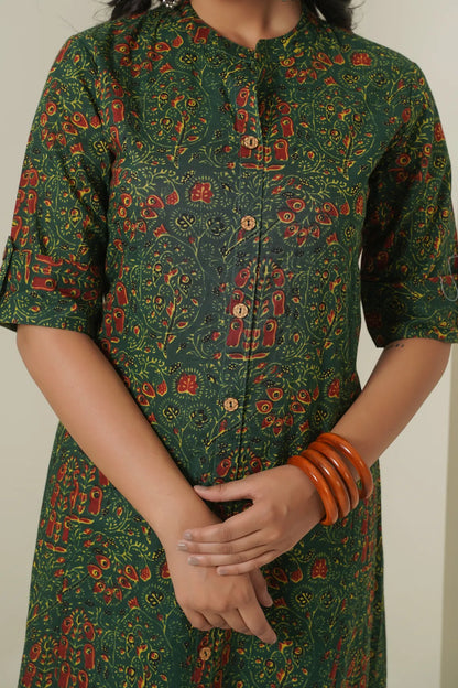 GREEN FLORAL STRAIGHT KURTA