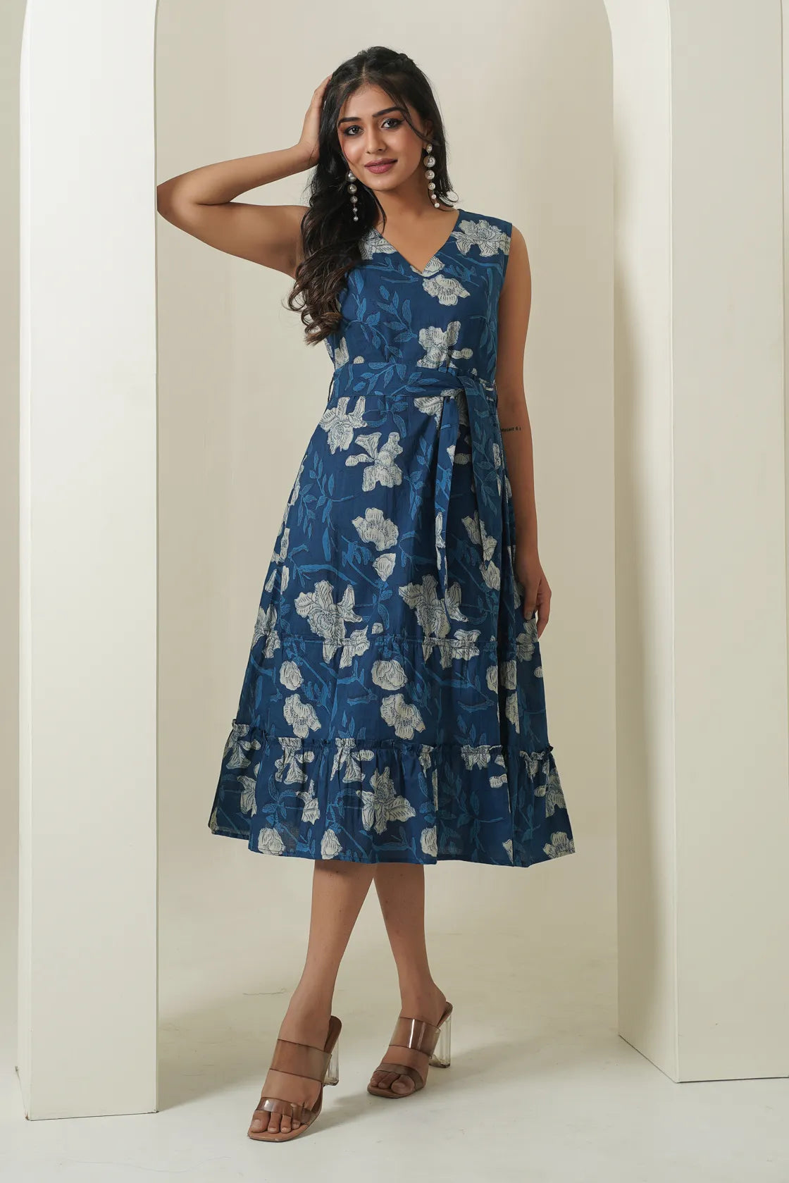 INDIGO FLOWER KNOT DRESS